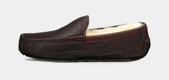 UGG Men’s Ascot Leather Slipper